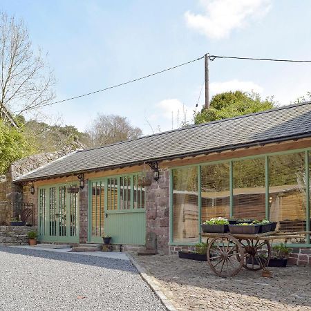 The Coach House At Stable Cottage Derwydd Exterior photo